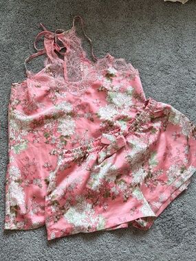 Etam Sateen Floral Lace-Trim Pink Cami & Short Pajama Set